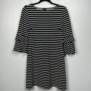 Ann Taylor Black & White Stripe Mini 3/4 Sleeve Bell Sleeve Dress Medium